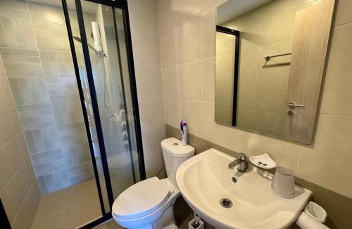 Kathu Apartment | Luxury cosy condo in Kathu centre