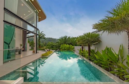 Kathu Villa | Luxury Golfside Villa near Patong - Villa Priva