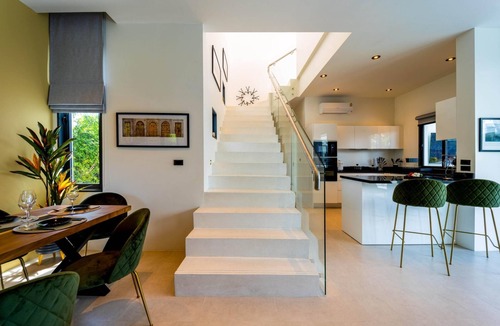 Hua Hin Villa | Luxury Modern 6 Bed Private Pool Villa (LLW)