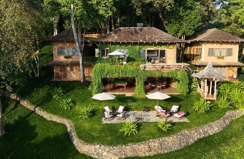 Mae Salong Nai Villa | Luxury Mountain Villa with spectacular views surrounded by pristine forest