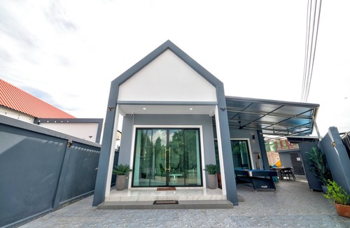 South Pattaya Villa | Luxury Posh Pool Villa 3 BR Jomtien Beach Pattaya