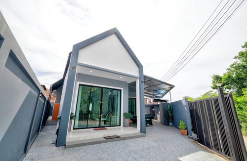 South Pattaya Villa | Luxury Posh Pool Villa 3 BR Jomtien Beach Pattaya