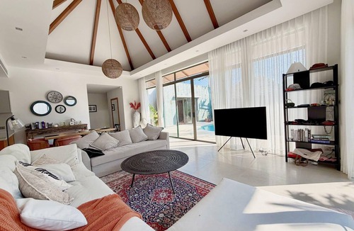 Bang Tao House | Luxury swimming pool 3-bedroom villa in awesome Pru Jampha Bang Tao