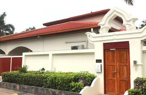 South Pattaya Villa | LUXURY VILLA WITH A VIEW OF TALAY, 400 M FROM THE BEACH - PATTAYA VACATION HOME