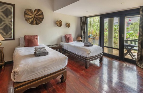 Choeng Thale Villa | Maan Tawan front beach Villa 12