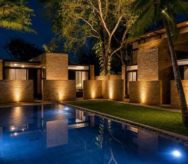 Kanchanaburi Hotel | Makham Villa River Kwai