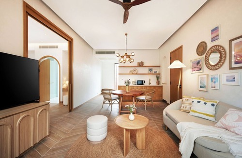 Chaweng City Center Hotel | Marasca Samui - Small Luxury Hotels of the World