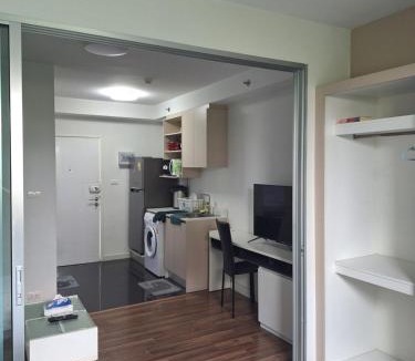Bang Kra So Apartment | Mari Space