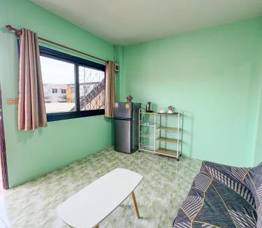 Sattahip Apartment | Mario Guest House