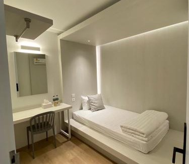 Phaya Thai Hostel | Matini Hostel grandstation
