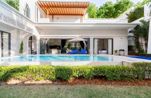 Si Sunthon Villa | Menara - 3 BR Private Pool Villa - Moroccan Inspired - Bangtao Beach