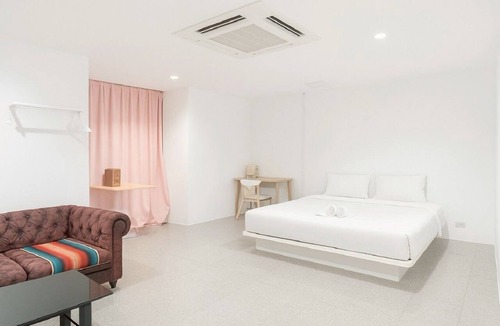 Nana Hotel | Mitr INN Sukhumvit 2 - BTS Nana