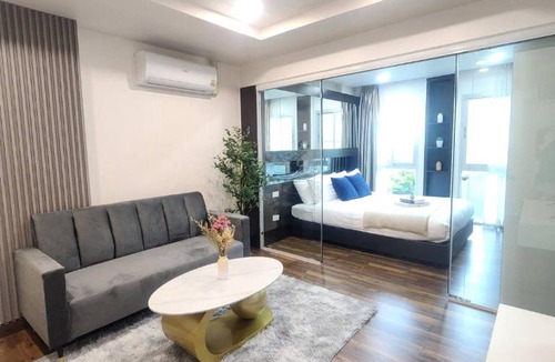 Khanna Yao Apartment | Modern 1BR near Chocolate Ville Park EXO