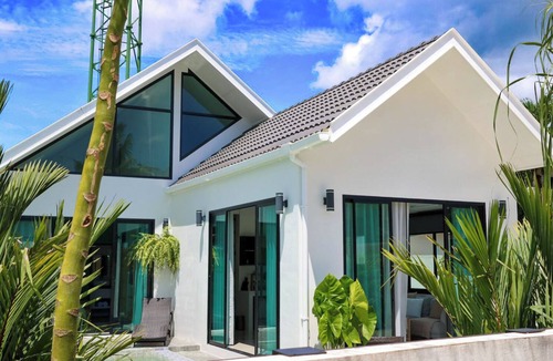 Krabi Villa | Modern 2BR Private Pool Villa - Near Ao Nang Beach - Yoga loft & Movie Room