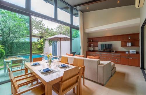 Si Sunthon House | Modern 2BR Villa with Private Pool in Bang Tao