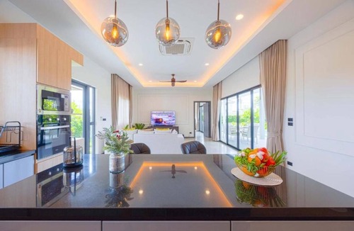 Hua Hin Villa | Modern 3BR Villa with Private Pool (NR1)