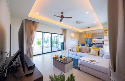 Hua Hin Villa | Modern 3BR Villa with Private Pool (NR1)