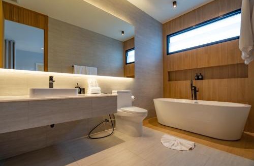 Choeng Thale Villa | Modern 4BR Villa with Private Pool in Bangtao