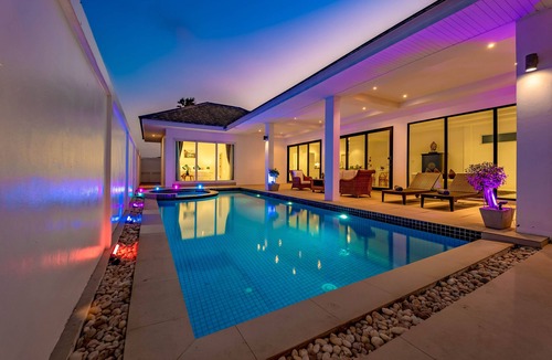 Hua Hin Villa | Modern Large 2 Bedroom Pool Villa - PV2