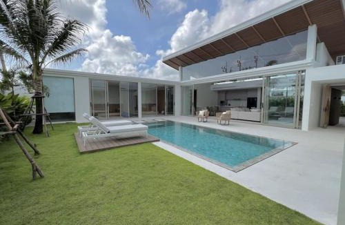Thep Kasattri Villa | Modern Luxury 4 Bedroom Villa-Bangtao Beach