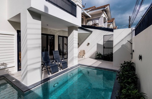 Kathu House | Modern Luxury 5BR with Private Pool Villa in Pathong, Phuket.