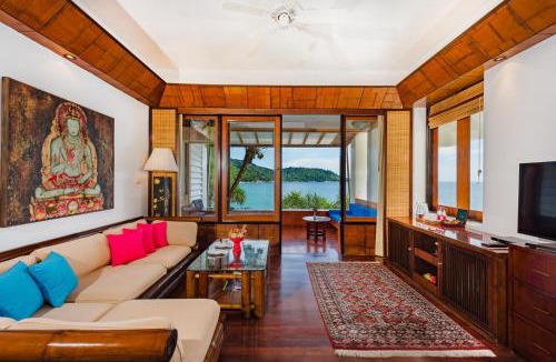 Kata Resort | Mom Tri's Villa Royale - SHA Plus