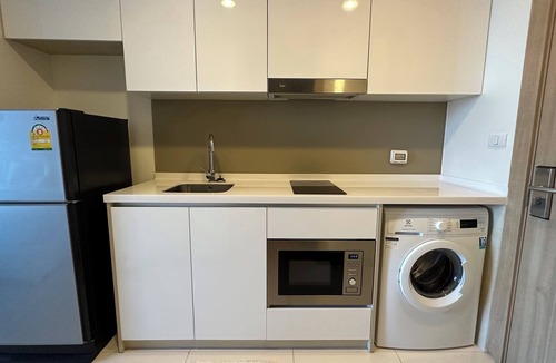 North Pattaya Condo | Monthly Rental Sea View 2 Min Walk to Beach 3–6 Months Stay