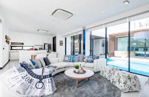 Na Chom Thian Villa | Movenpick Residences 3-Bedroom Pool Villa Beach Access, Na Jomtien Pattaya