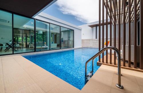 Na Chom Thian Villa | Movenpick Residences 4-Bedroom Pool Villa Beach Access, Na Jomtien Pattaya