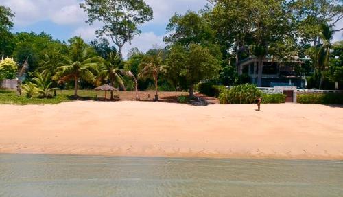Na Chom Thian Villa | Natural Villas Na Jomtien Beachfront 4BR Private Pool
