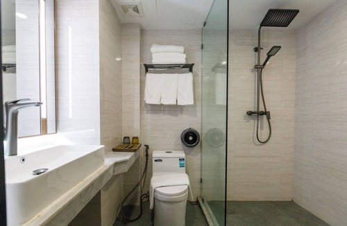 Bueng Kum Hotel | NAWAMIN 95 HOTEL