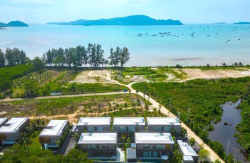 Chalong Villa | New 3BR Pool Villa Long One A5 with Chalong Bay view