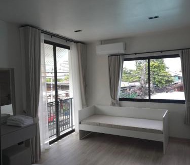 Chiang Mai Villa | NEW HOUSE Entire, Near Night Bazar Chiangmai