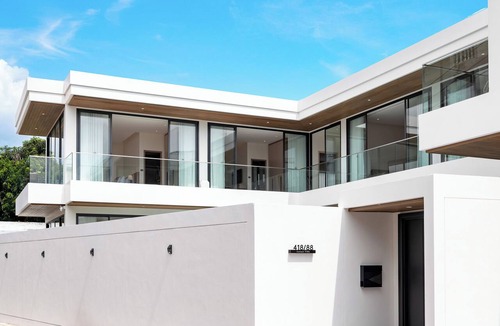 South Pattaya Villa | New Pool Villa 8BR/16 Persons/Sauna/Pool Table/Gym/Dart Games/EV Charger