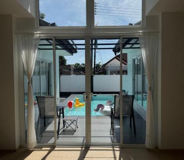Phuket Villa | Newly Renovated 4BR Pool Villa in Phuket Town