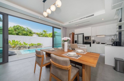 Choeng Thale Villa | Nicky Elegant 3Br Pool Villa Bangtao