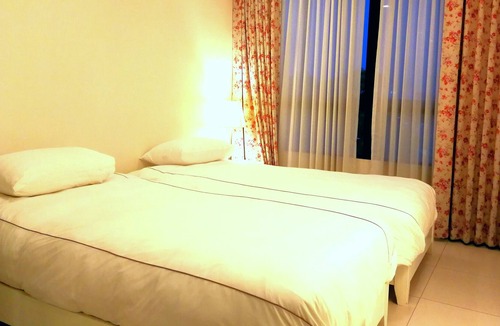 Bang Na Apartment | No.32 Twin Bed Beautiful room BTS Baring free parking