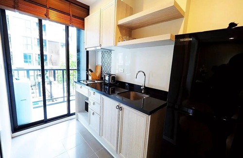 Phuket Apartment | nRooftop infinity pool and gym - Luxury Apartment