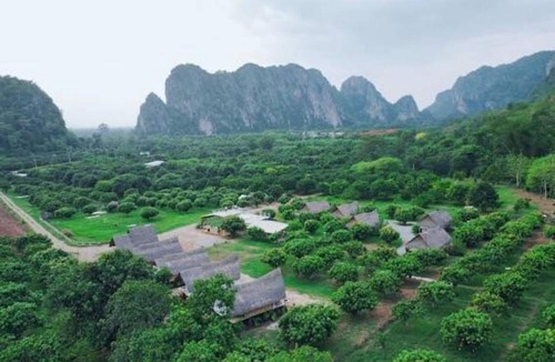 Lan Sak Resort | NUBDAO 168 Homestay นับดาว168 โฮมสเตย์
