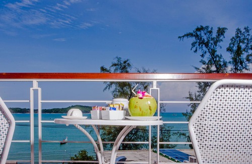 Rawai Apartment | ♛Oceanfront Premier Two-Bedroom Two-Bathroom Suite ~ Rawai Beach