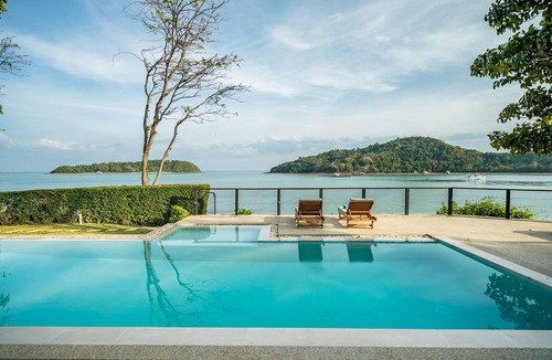 Wichit Villa | Oceanfront private pool villa with maid and cook