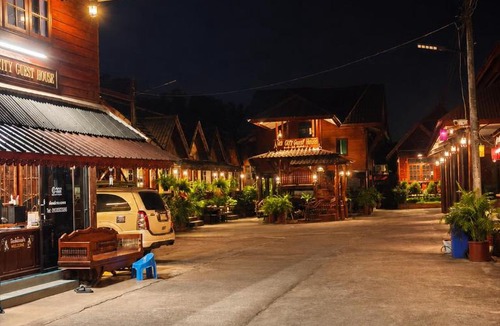 Mueang Kao Hostel | Old City Guest House