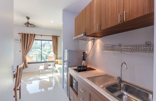 Rawai Resort | One Bedroom Serviced Suite With Swimming Pool In Naiharn Area