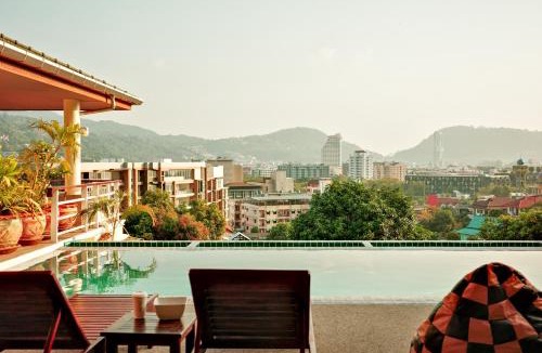 Patong Villa | Over the Moon villa