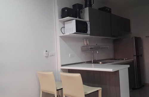 Kata Condo | Ozone Condotel Apt 716