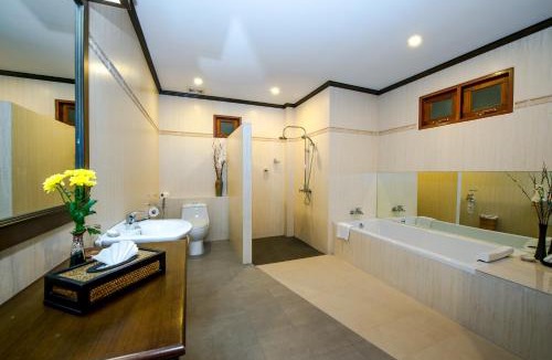 Cherngtalay Resort | Pai Tan Villas - SHA Extra Plus