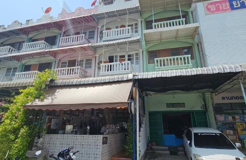 Bang Phut Apartment | Papa house blue