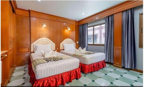 Patong Hotel | Patong Social Hotel & Restaurant