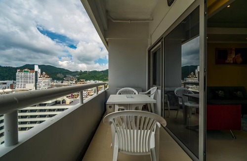 Patong Apartment | Patong Tower 1003 prime location, 150m to beach, shops