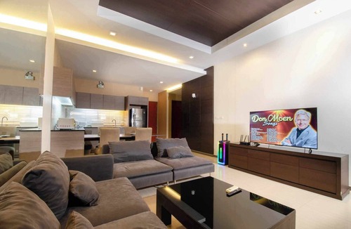 Na Kluea Villa | pattaya pool villa 4 bedrooms
